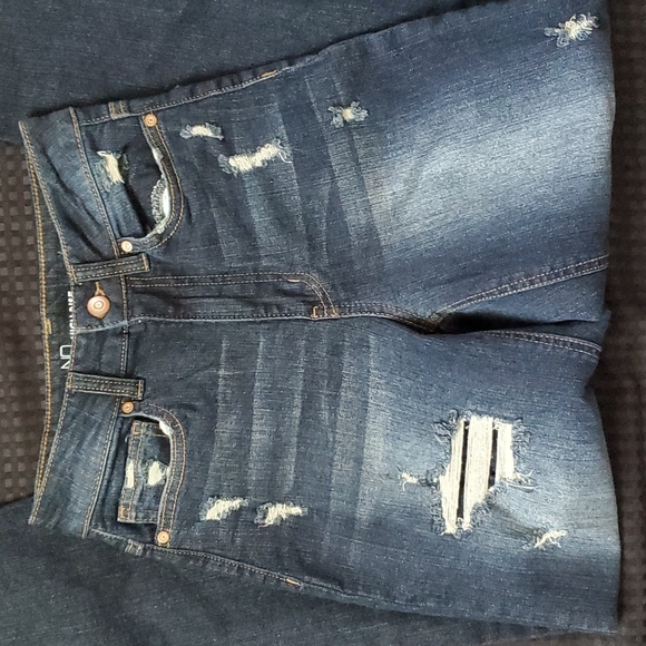 No Boundaries, high rise, jeans, size 3 - Picture 2 of 11